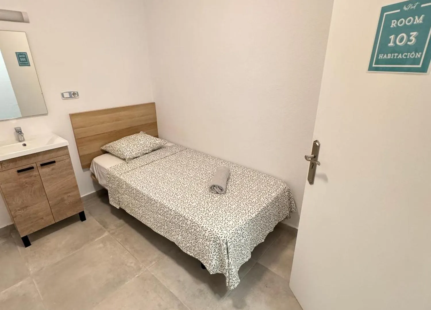 Hostal Cisne Hotel San Antonio  Guest house